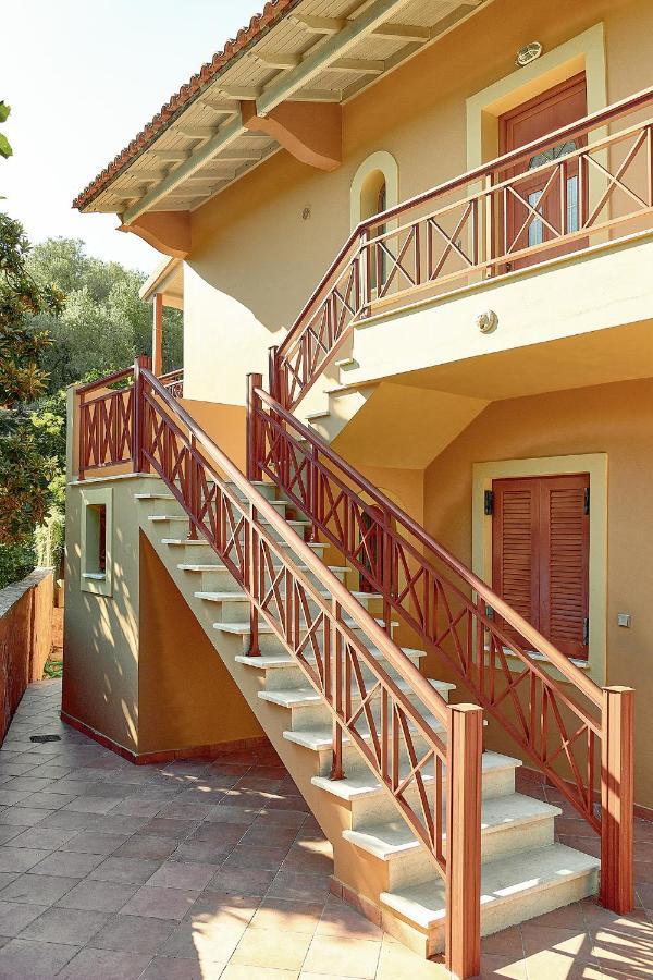 Areti'S Apartment Агиос Георгиос Пагон Екстериор снимка