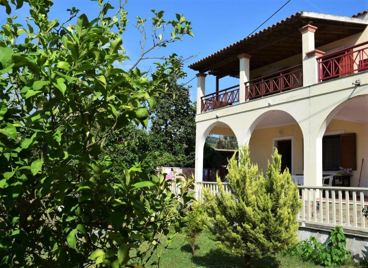 Areti'S Apartment Агиос Георгиос Пагон Екстериор снимка